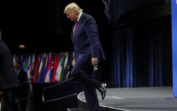 La posibilidad de un juicio político contra el presidente Donald Trump se consideró ante el escándalo de la supuesta interferencia de rusia en las elecciones de 2016, pero no se concretó. FOTO Reuters