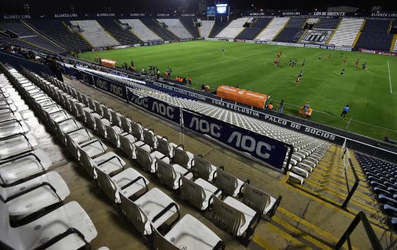 Alianza también cumple actualmente una sanción de disputar tres partidos internacionales sin público. FOTO AFP