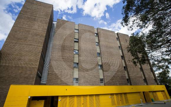 Son seis pisos de ciencia dedicada a la academia y a los negocios en la U.P.B. FOTO Jaime Pérez