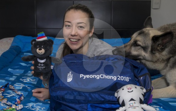 En su casa con sus mascotas Laura Gómez descansa tras los Olímpicos a la espera de definir si continuará con el deporte que la enamoró, pensando en Pekín 2022. FOTO juan antonio sánchez