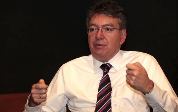 El ministro de Hacienda, Mauricio Cárdenas, enfatizó en que la economía se maneja con independencia del proceso de paz. FOTO ARCHIVO