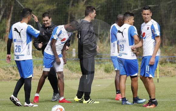 Las caras alegres son comunes en el Medellín, que disfruta el buen momento y quiere ratificarlo hoy. FOTO manuel saldarriaga