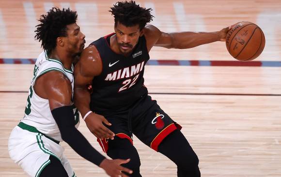 Será la sexta final de Miami Heat en la NBA y la primera desde la salida de LeBron James en 2014, quien ahora lidera al rival, Lakers. FOTO AFP