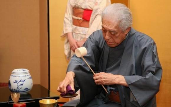Sen Genshitsu Maestro de ceremonía del té 
