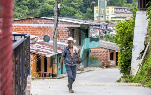 Los barrios Remolinos, Tapias, La Platanera, La Arrocera, La Iglesia (foto), y las veredas de Puerto Nerí y parte de Palomas siguen con orden de evacuación vigente. FOTO Juan Antonio sánchez