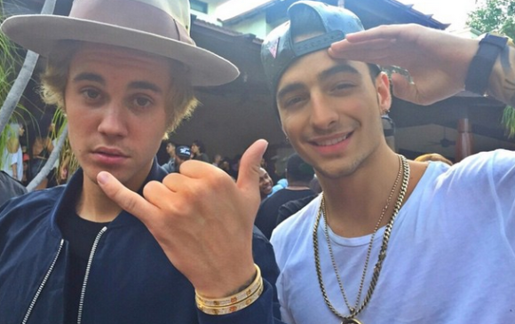Esta es la imagen que tiene enloquecidos a los seguidores del cantante. FOTO Instagram / Maluma