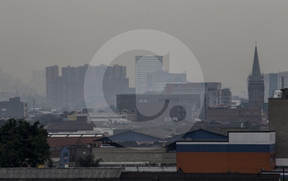 Panorámica del centro de Medellín. La ciudad es la más contaminada del país. Le siguen Bogotá y Cali. FOTO jaime pérez