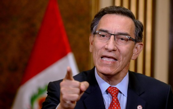 Martín Vizcarra aseguró ser víctima de un “complot” para “desestabilizar el gobierno” y aseguró que no renunciará. FOTO AFP