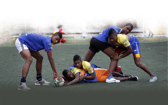 El rugby, el deporte con mayor crecimiento en el país en los dos últimos años. Se aprovecha ese auge. FOTO MANUEL SALDARRIAGA