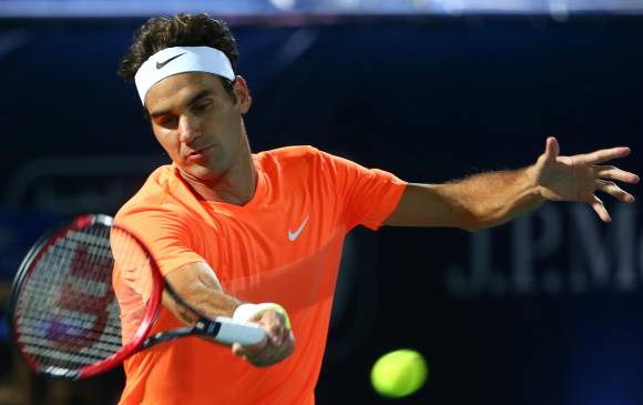 Cuatro quiebres a favor condujeron a Roger Federer hacia la segunda ronda. FOTO AFP