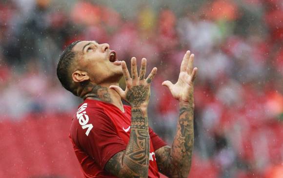 Paolo Guerrero estuvo a punto de retirarse del fútbol por la suspensión. FOTO: EFE