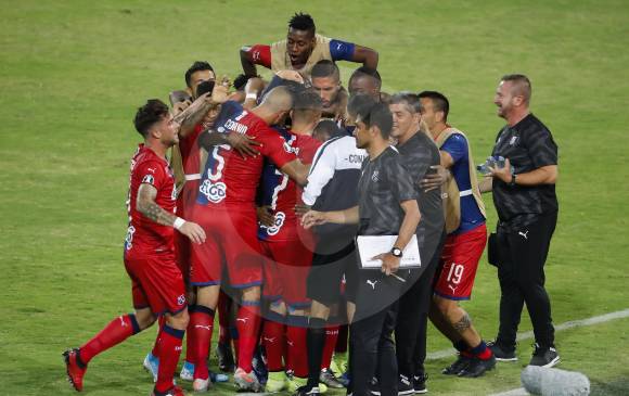Esta es la imagen que quieren ver los hinchas rojos, pero construida con el aporte de todos. FOTO Manuel Saldarriaga