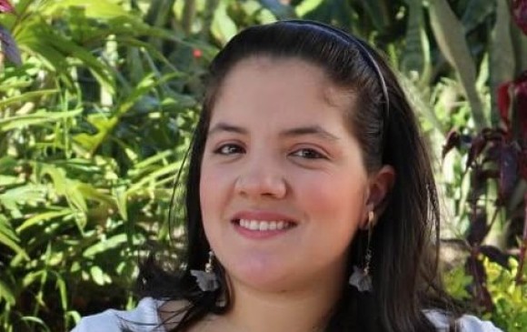 Marcela Henao, de 28 años, fue hallada este miércoles en una clínica de Medellín. Su foto fue entregada por la familia con el fin de facilitar su búsqueda. FOTO CORTESÍA