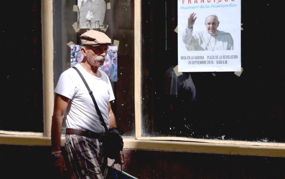 Cuba se preparó durante meses para recibir al Santo Padre. Pero no solo a nivel oficial. En las calles de La Habana se ven cientos de pancartas en las que el pueblo cubano le da la bienvenida. FOTO reuters