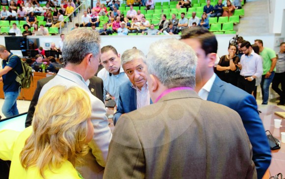 La mayoría de los concejales de la coalición de gobierno tenían la intención de apoyar inicialmente a David Andrés Ospina. Luego de las consultas votaron por Diana Carolina Torres. FOTO Jaime Pérez
