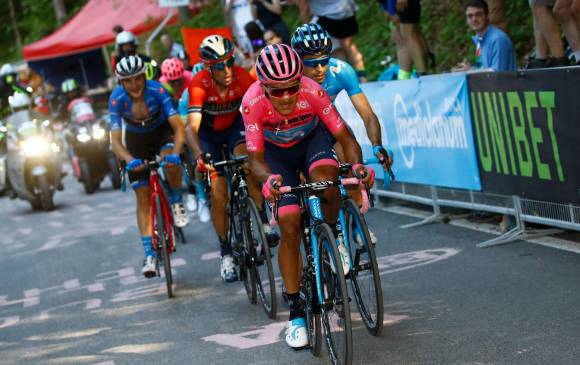 Richard Carapaz es el vigente campeón del Giro de Italia. FOTO AFP