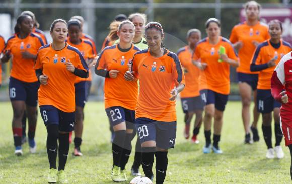Varias jugadoras del DIM-Formas Íntimas tienen experiencia en este certamen, en el que fueron subcampeonas. FOTO Manuel Saldarriaga