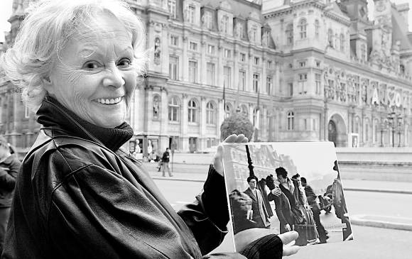 Otro famoso: Beso en CIty Hall de Robert Doisneau. Francoise Bornet, modelo de la imágen. FOTO Archivo AP