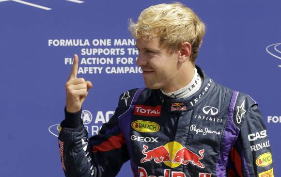 Sebastian Vettel, cuatro veces campeón de la Fórmula Uno, será el reemplazo de Alonso. FOTO ARCHIVO-AP