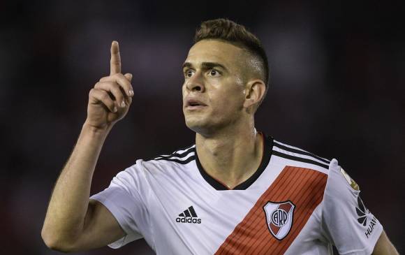 Rafael Santos Borré ha marcado ocho goles en la Superliga argentina. FOTO AFP
