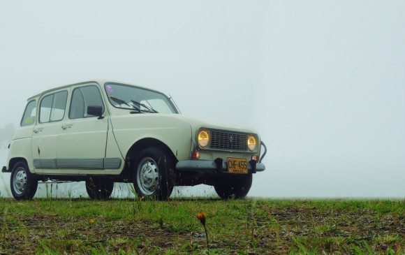 El Renault 4 en Colombia se empezó a producir en 1970. El primero en Medellín se vendió un mes después de ponerse en vitrina. Conquistó al público por precio y tamaño. FOTO cortesía sofasa
