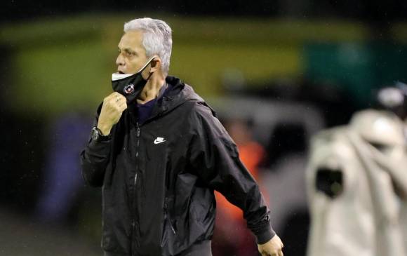 El técnico vallecaucano Reinaldo Rueda, seleccionador de Chile. FOTO EFE