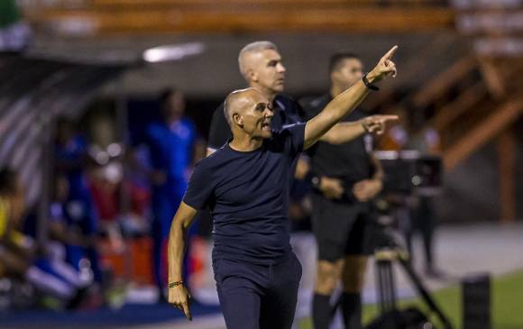 En la imagen, el técnico José Arastey. FOTO juan a. sánchez