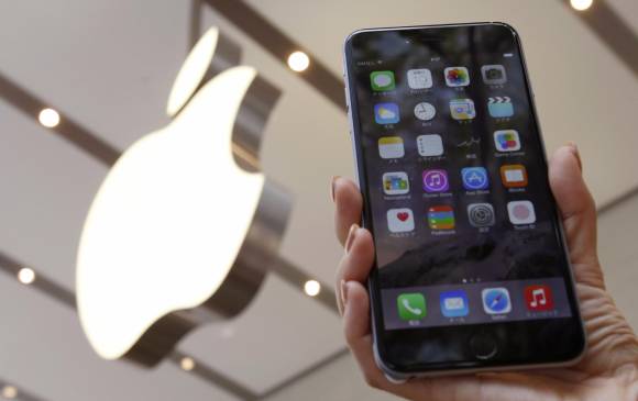 En vez de entrar a la app y buscar la acción deseada, el 3D Touch pone las funciones más usadas al alcance de un clic. FOTO REUTERS