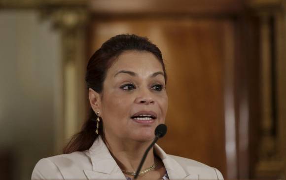 Detienen por fraude fiscal a expresidenta de Guatemala, Roxana Baldetti