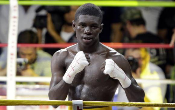 Yuberjen Martínez marcha invicto en la Serie Mundial de Boxeo. FOTO ricardo maldonado