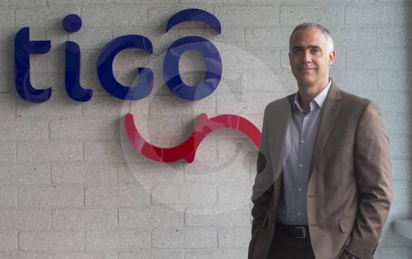 Marcelo Cataldo, presidente de TigoUne, dijo en rueda de prensa que la idea está en ofrecer paquetes para que los colombianos cuenten con más opciones de acceso. FOTO jaime pérez
