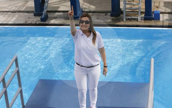 En la Liga de Natación ha ocupado todos los cargos, inició como deportista. En Londres juzgó 5 de 8 finales. FOTO Juan A. Sánchez