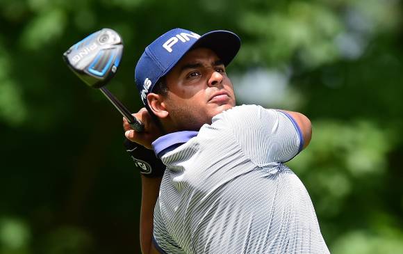 Juan Sebastián Muñoz compite con 143 golfistas en el RBC Heritage en Carolina del Norte. FOTO afp