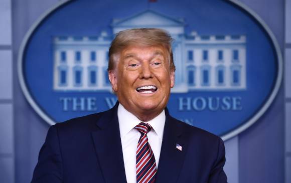 El presidente de Estados Unidos, Donald Trump, habla desde la Casa Blanca, el 5 de noviembre del 2020. FOTO AFP