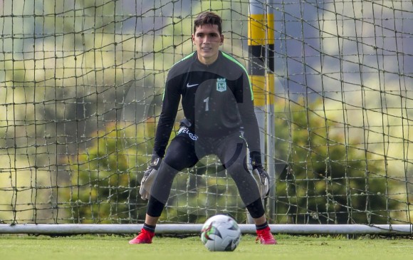 El arquero que llegó proveniente del Atlético Huila ha tenido un buen desempeño con el cuadro verde en la Liga Betplay. FOTO JUAN ANTONIO SÁNCHEZ