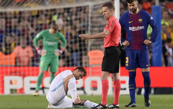 Real Madrid no difundirá un parte oficial de la situación de Cristiano Ronaldo por ser una molestia leve. FOTO AFP
