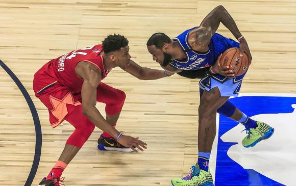 El equipo LeBron llegó primero al “Objetivo Encestador” de 157 puntos y se proclamó campeón de la 69 edición del Partido de las Estrellas. FOTO EFE