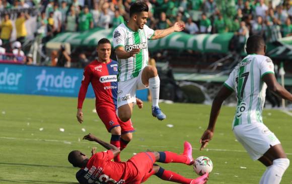 Nacional y DIM disputan el clásico 304. FOTO JUAN ANTONIO SÁNCHEZ