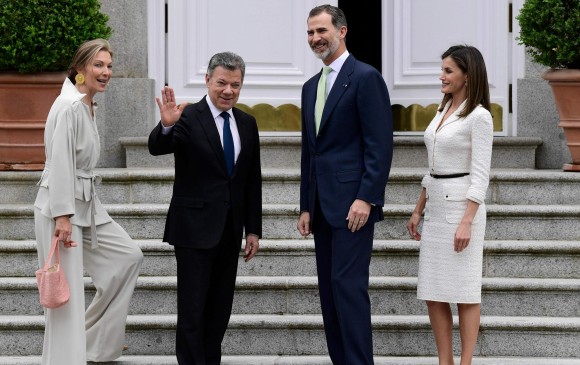 Santos asistió a un almuerzo en su honor ofrecido por los reyes de España, antes de retornar a Colombia. FOTO AFP