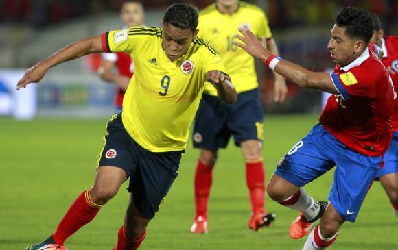 Luis Fernando Muriel hizo trizas la defensa austral. Estuvo en la jugada del empate 1-1. Gran figura Foto AFP