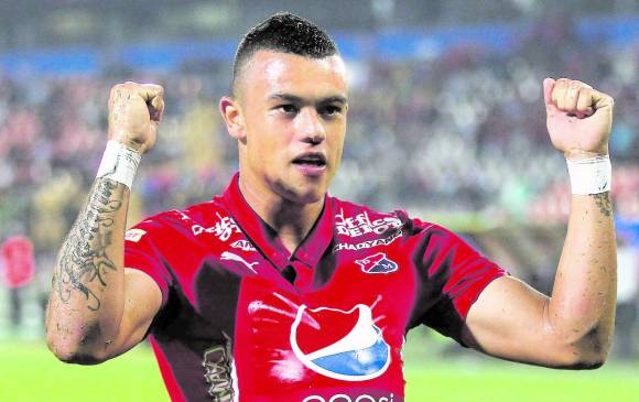 El delantero Leonardo Castro ajustó tres goles en la Liga con el Medellín. Uno le marcó a Santa Fe y dos ayer a Jaguares, en Montería, en el empate 2-2. FOTO Jaime Pérez. 