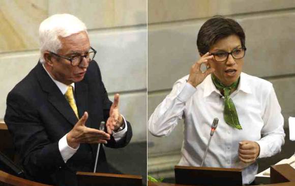 Jorge Robledo inició el debate tras varios cuestionamientos de sus colegas por sus intenciones electorales. FOTO Prensa Senado