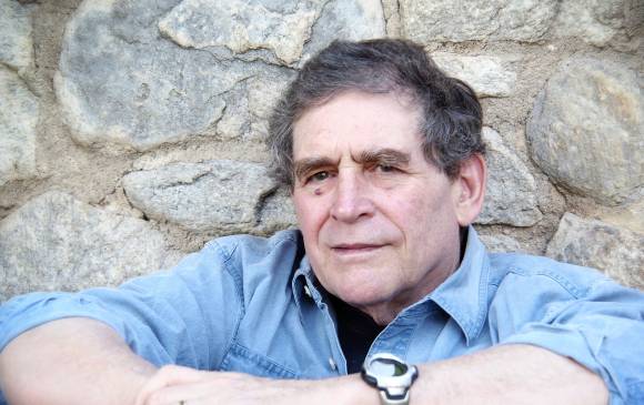 Para documentarse, Alan Weisman estuvo en 21 países y un número mayor de ciudades y pueblos. El periodista y escritor estuvo en foro de cambio climático en Bogotá. Foto cortesía