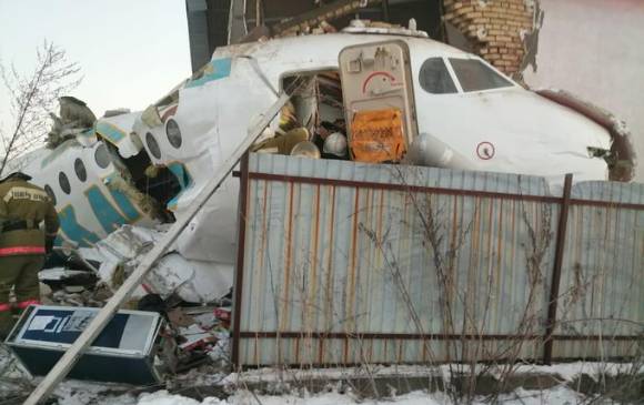 Imagen del avión destrozado. Foto Redes sociales