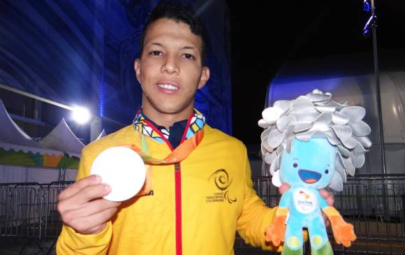 Nelson Crispin ya había ganado una medalla de plata en la prueba de 50 metros libres S6. FOTO Colprensa