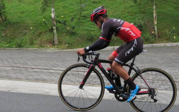 Además de ser fuerte en los embalajes, Andrés Felipe Tabares se defiende en la montaña. El pasado domingo fue podio en El Reto El Escobero del Clásico EL COLOMBIANO. FOTO JAIME PÉREZ Y CORTESÍA GW