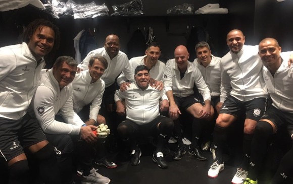Grandes figuras del fútbol se volvieron a reunir, entre ellas el Tino Asprilla. FOTO Twitter Faustino Asprilla
