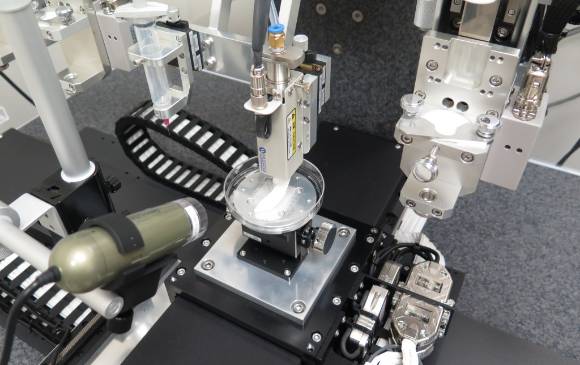 Las impresoras actuales, de inyección, láser o de extrusión, no pueden reproducir estructuras que tengan el tamaño o la solidez necesaria para ser implantadas en el cuerpo. FOTO Wake Forest Institute