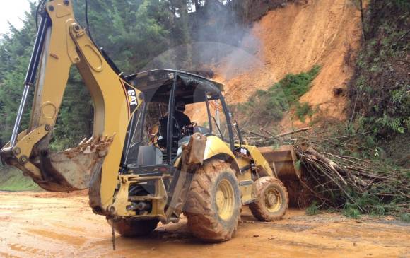 Las autoridades trabajan con celeridad para dar pasó en la variante. FOTO Julio César Herrera