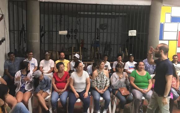 Los ensayos se hacen en el Centro de Formación para la Paz y la Reconciliación, Cepar. Se encuentran cada sábado a las 2:00 de la tarde. Hasta ahora les han enseñado ejercicios vocales y clasificado el tono de las voces. FOTO cortesía